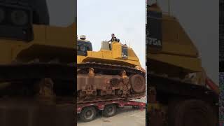 Komatsu D575 Bulldozer Transport [upl. by Eilhsa]