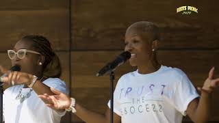 Kirk Franklin Performs quotFavorquot amp quotHosannaquot – Live  2020 Roots Picnic Virtual Experience [upl. by Neeham]