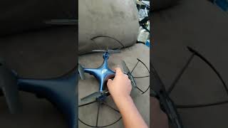 How to charge a Thunderbird skyrider drone [upl. by Lizbeth]