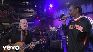 Snoop Dogg  Superman Live on Letterman ft Willie Nelson [upl. by Llemor]