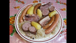 CHOUCROUTE GARNIE Recette familiale [upl. by Asilahs665]