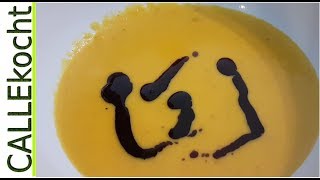 Cremige und duftende Kürbissuppe  Rezept für Kürbiscremesuppe [upl. by Alyosha848]