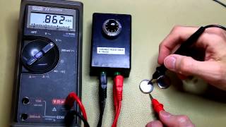 How to Measure a CR2032 Coin cell battery 006 [upl. by Susej]