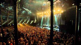 Foo Fighters feat Lemmy live at iTunes Festival  Shake Your Blood Probot 1080p [upl. by Lleryd183]