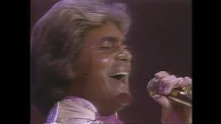 Engelbert Humperdinck Live In Las Vegas at The Hilton Full Concert 1982 [upl. by Demha]