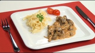 Hovězí Stroganoff [upl. by Nohpets]