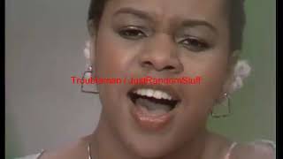 Deniece Williams  Free Live 1977 [upl. by Eseerehc]