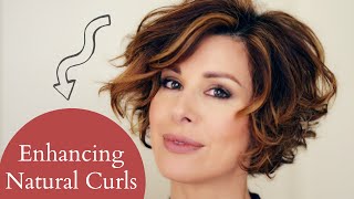 HOW TO STYLE LAYERED SHORT NATURAL CURLY HAIR  Dominique Sachse [upl. by Ellehcer]