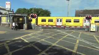 Birkdale Level Crossing [upl. by Buine]