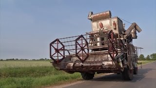 TraktorTV Folge 35  Oldtimer Mähdrescher im Portrait [upl. by Ilene]